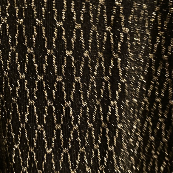 Guess women’s halter tank, choice of two colors: red or gold, size small, NWOT - Picture 8 of 16